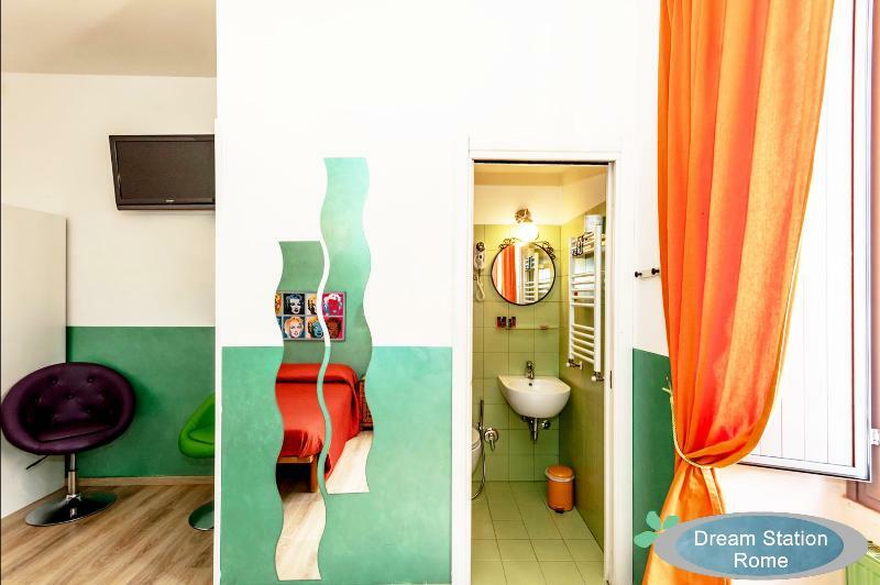 Bed & Breakfast Dream Station 3*